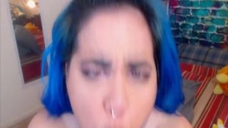 Deepthroat expert does posh extreme gagging